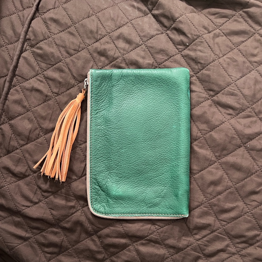 Consuela Wilder L-Shape Clutch - Picture 3 of 6